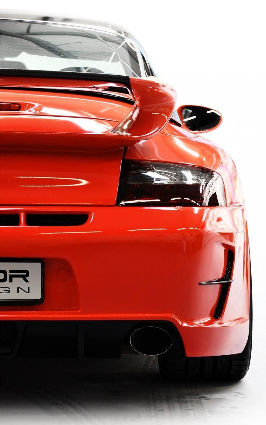  Porsche 911 by Prior Design 2011 года  (фото 6 из 16)